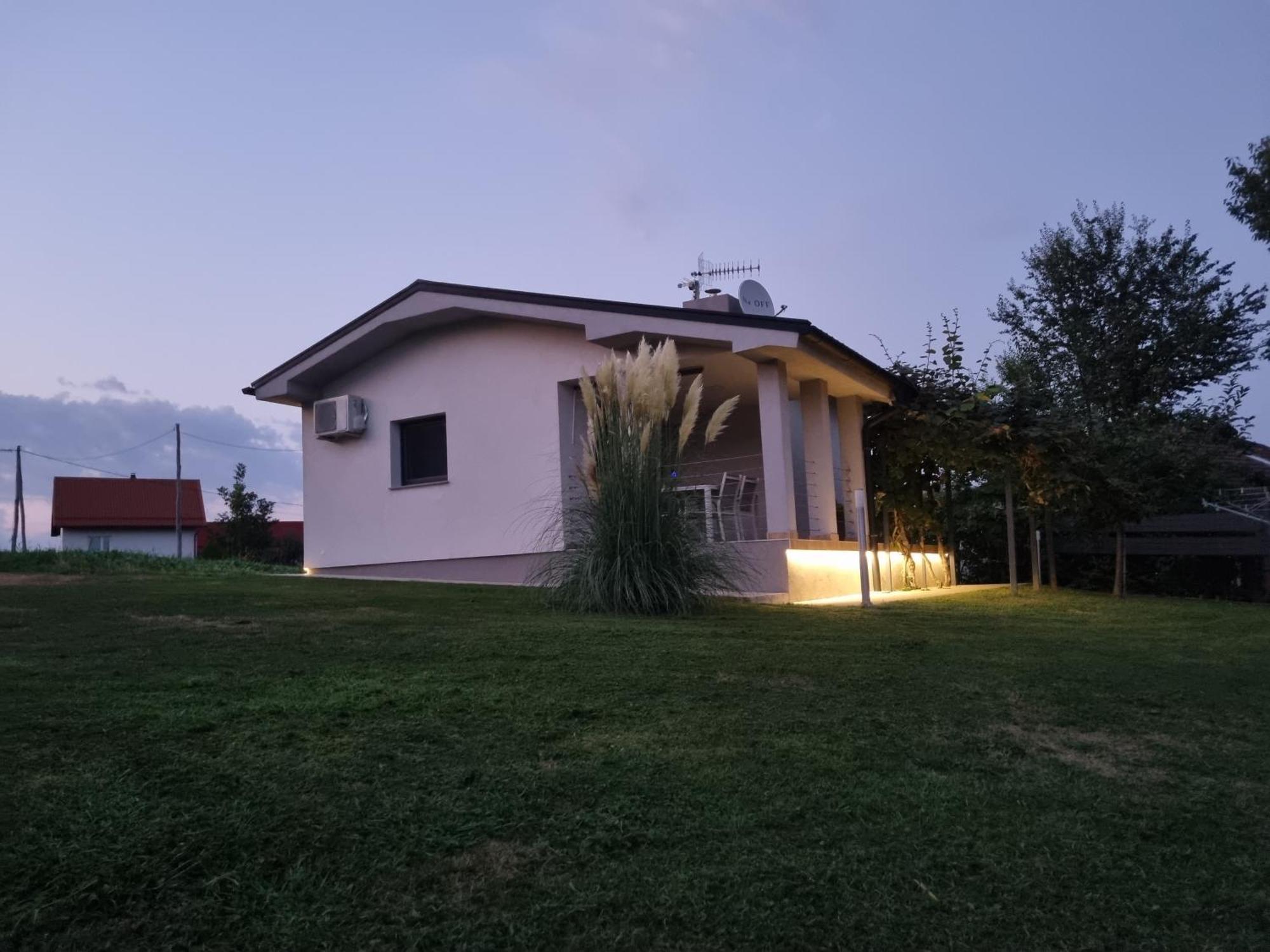 Na Off Villa Radenci Kültér fotó